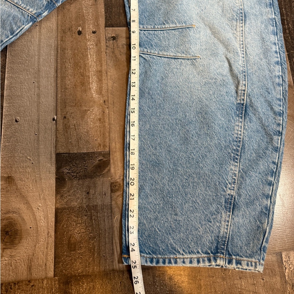We The Free Good Luck Barrel Jeans NWT Size 26 Mid Rise Wide Leg Horseshoe Denim - Picture 3 of 10